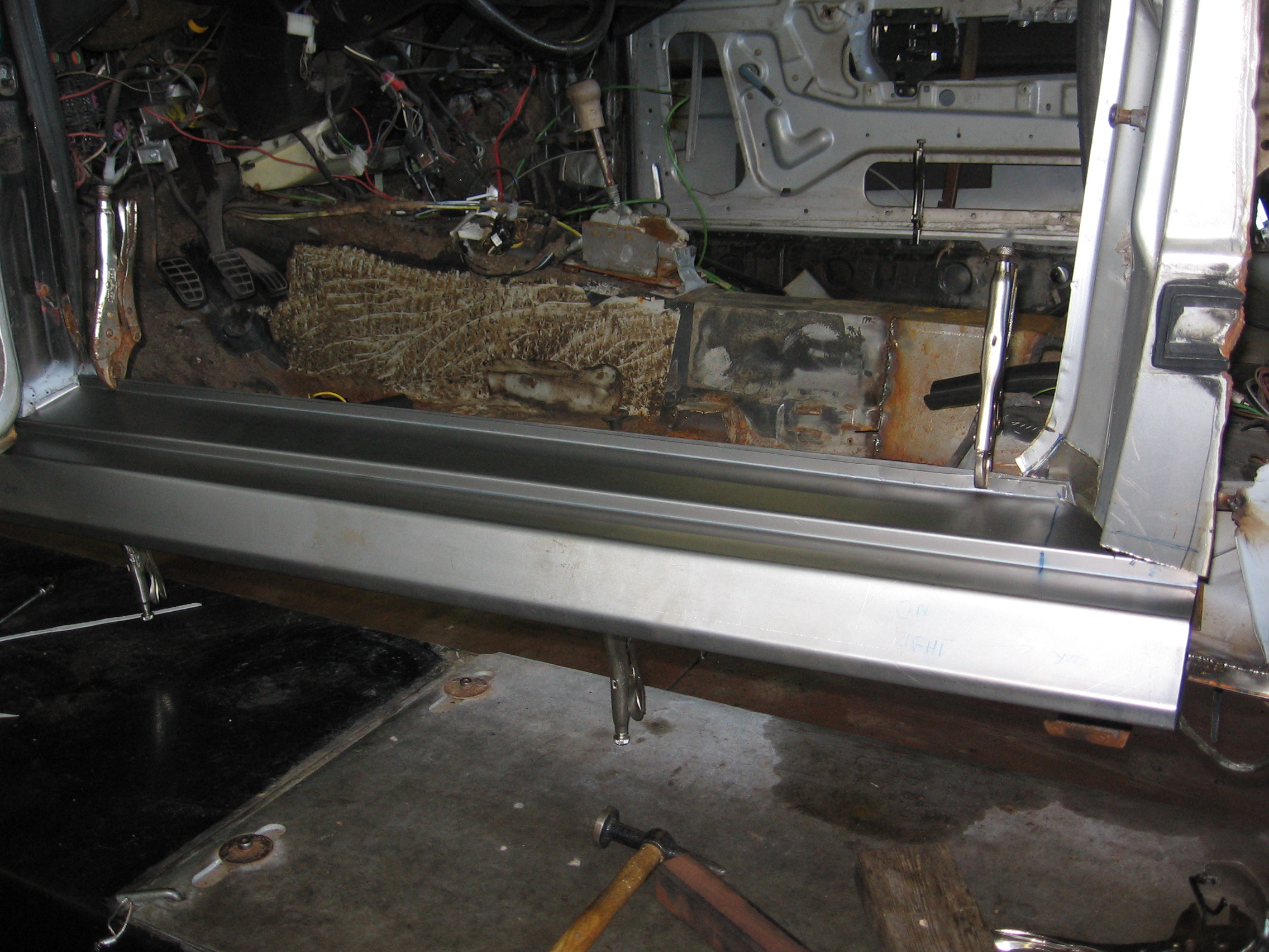 urq inner rocker panels 007.jpg