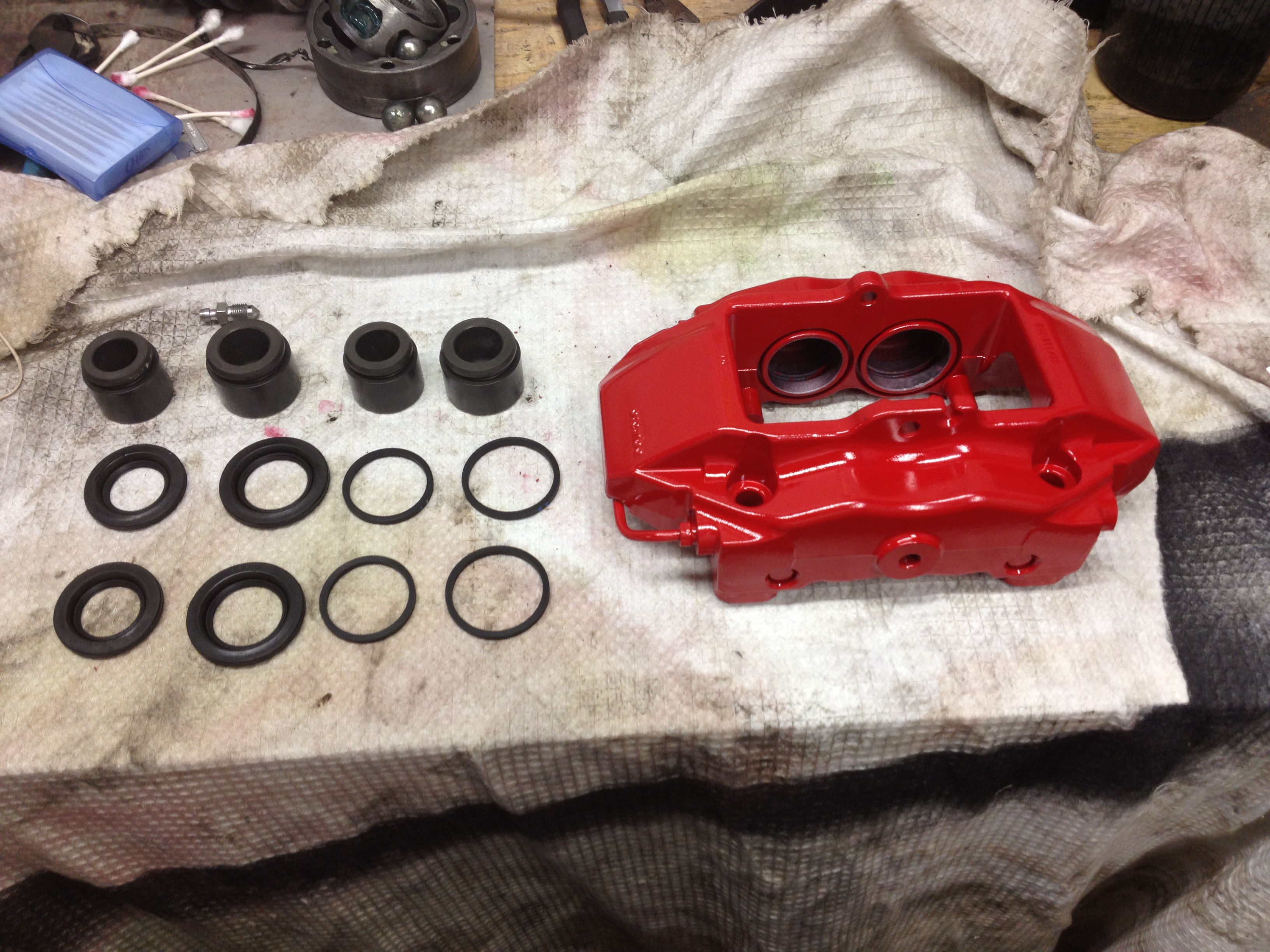 Sebastian's CQ91'  rebuild calipers.JPG