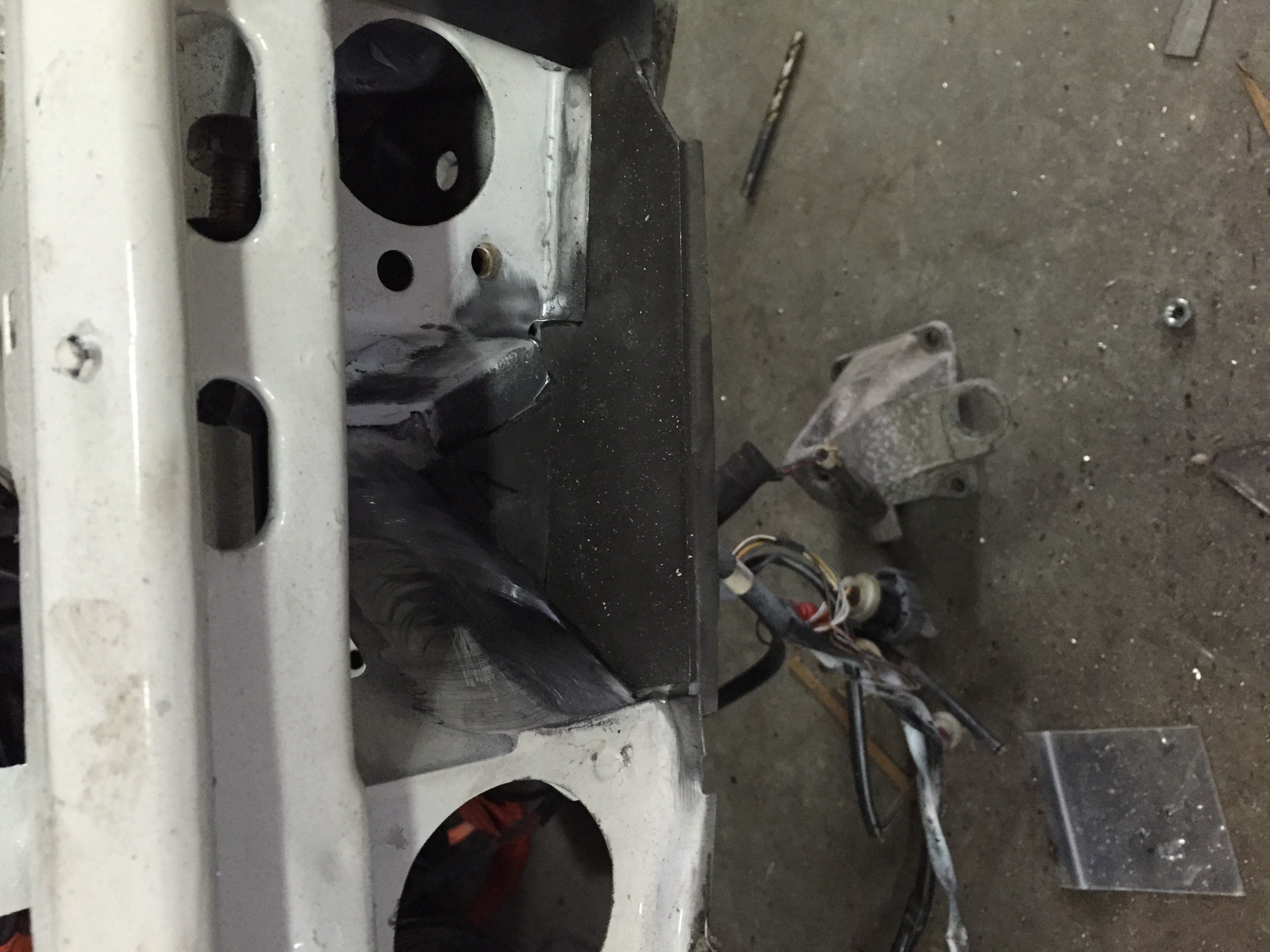 Plates cut, with an effing hacksaw.....