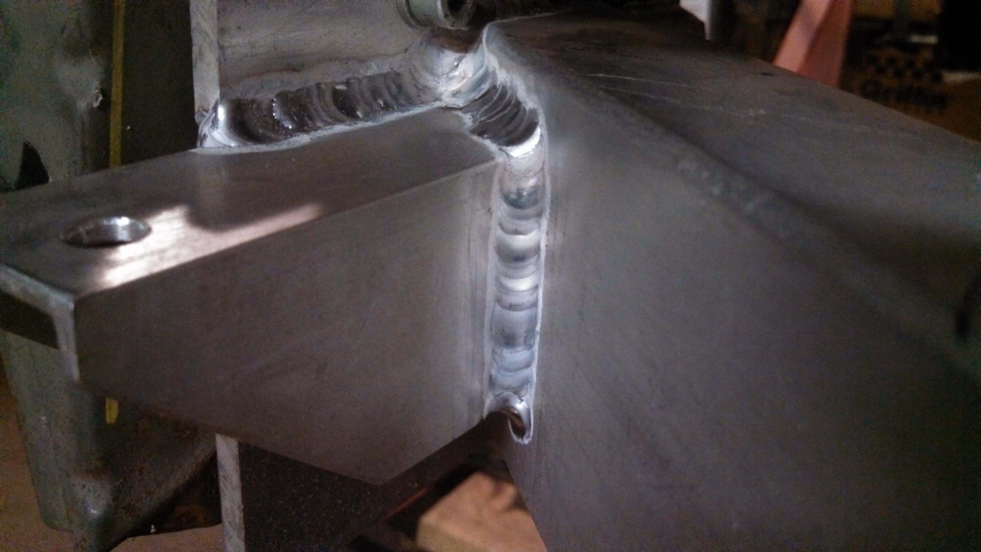 radiator mount weld detail2.jpg